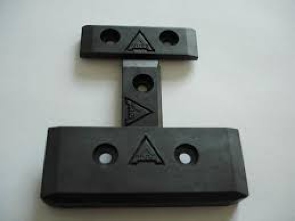 Slider for stenter machine